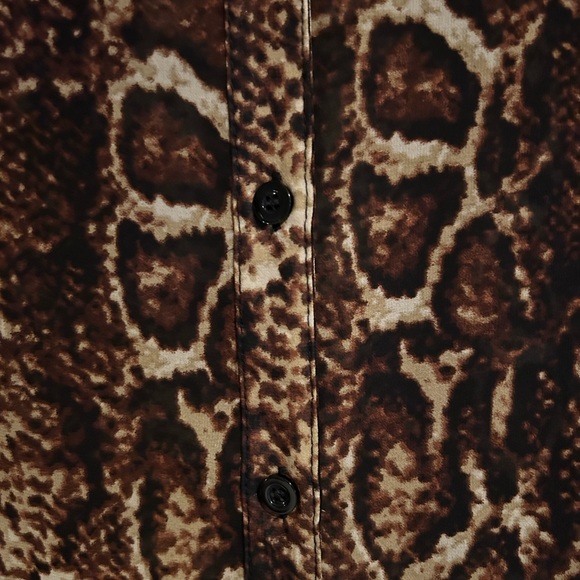 Snakeskin blouse - Picture 2 of 6